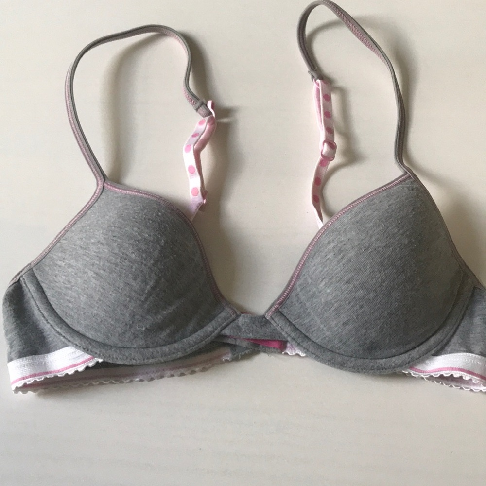 Victoria Secret Pink 32A Bra - Like New